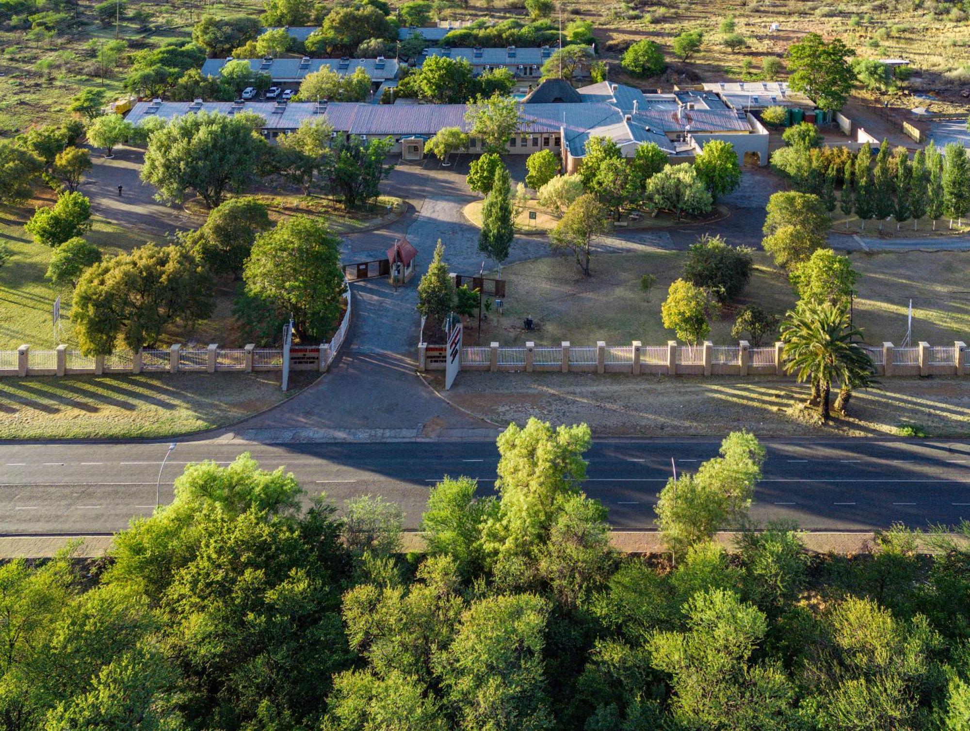 Kuruman Lodge Exteriér fotografie